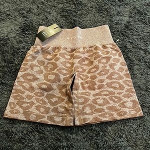 Nvgtn seamless shorts size medium
